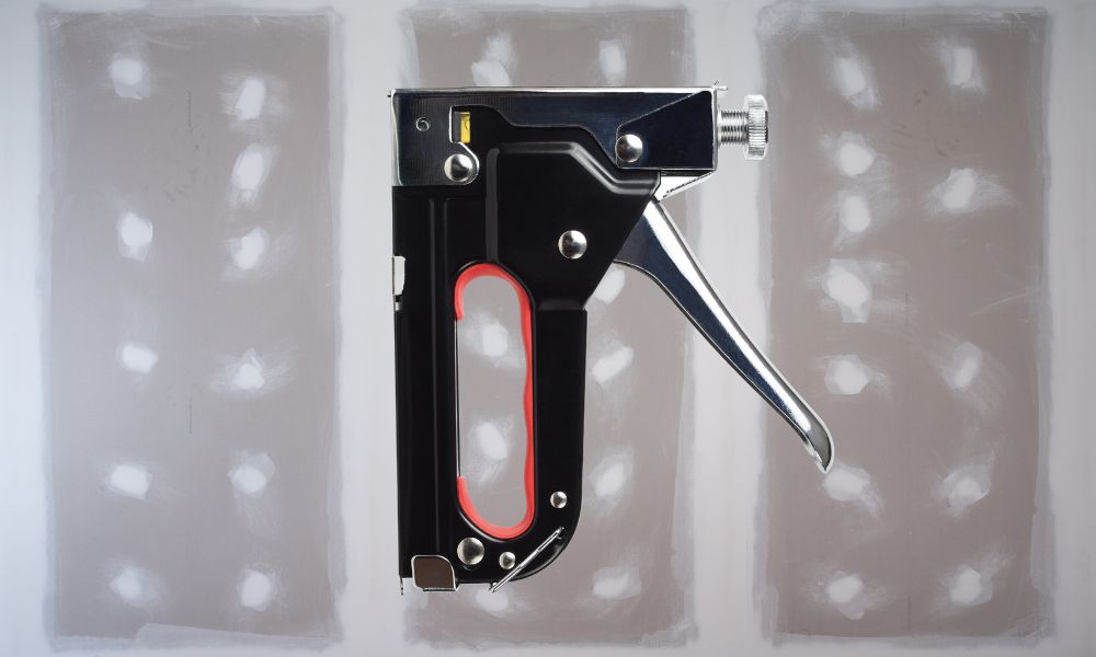 3 Situations To Use a Staple Gun on Drywall