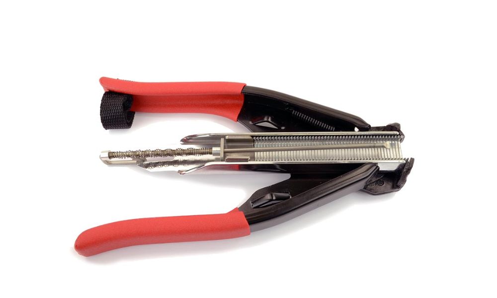 Why You Shouldn’t Use Regular Pliers for Hog Rings