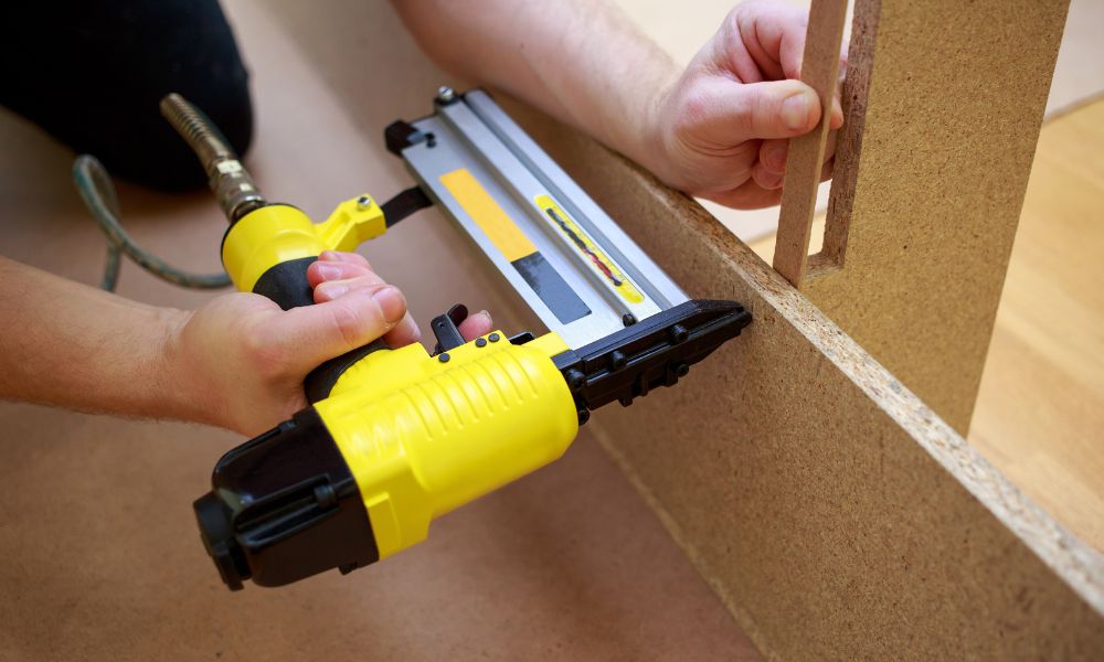 How To Oil a Pneumatic Stapler or Nailer