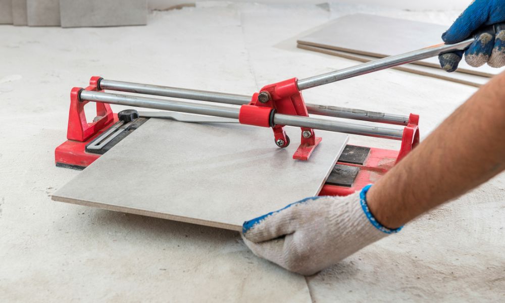 A Complete Checklist of Essential Flooring Tools