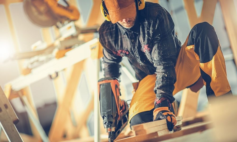 Beginner's Guide To Woodworking Tools