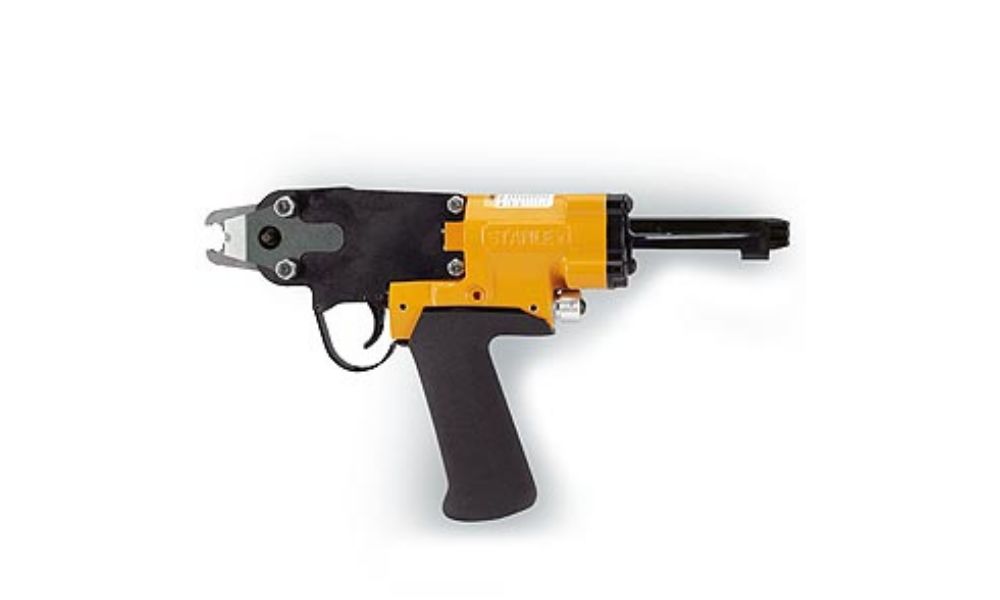 What Size Hog Rings and Pliers Do You Need for Your Project?