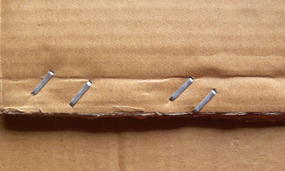 How Carton Closing Staplers Work