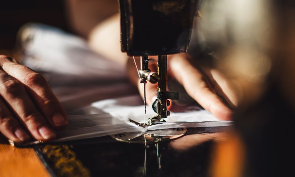 A List of Auto Upholstery Tools for Beginners