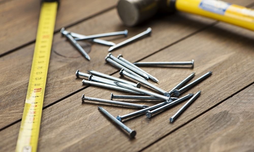 When You Should Use Nails Versus Screws